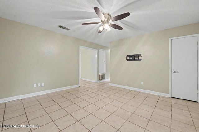 4307 Yosemite Drive, Ocean Springs, MS 39564
