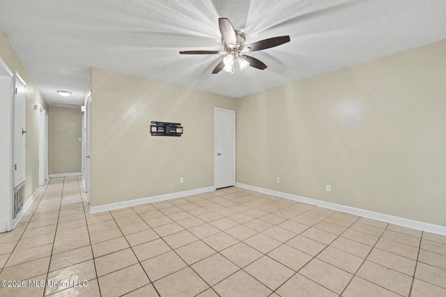 4307 Yosemite Drive, Ocean Springs, MS 39564