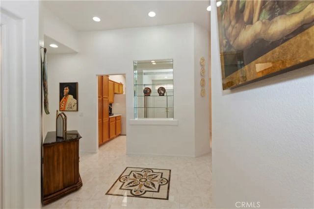 39965 Via Oporta, Murrieta, CA 92562