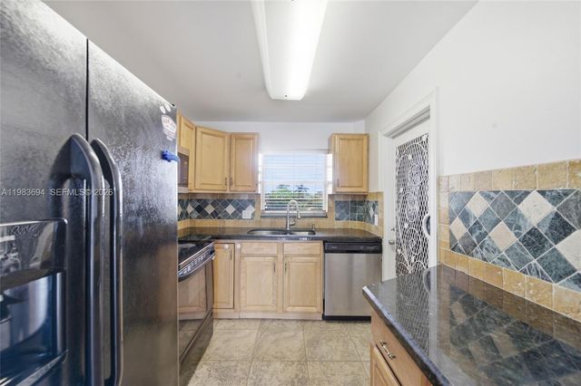 4320 Washington St 410, Hollywood, FL 33021