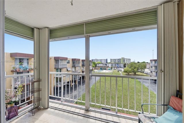 4320 Washington St 410, Hollywood, FL 33021