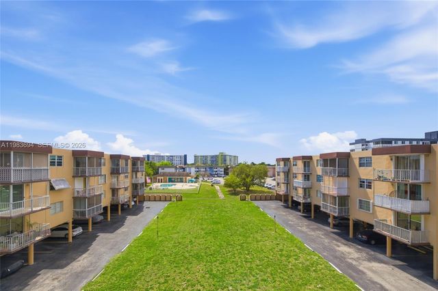 4320 Washington St 410, Hollywood, FL 33021