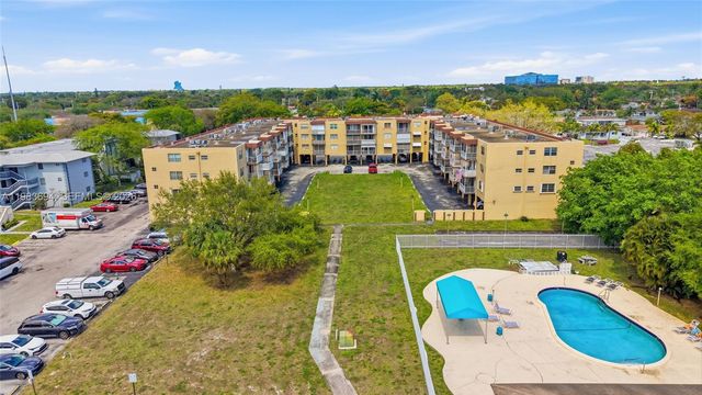 4320 Washington St 410, Hollywood, FL 33021