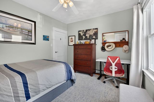 20 Pinehurst Ave, Methuen, MA 01844