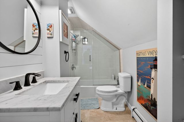 20 Pinehurst Ave, Methuen, MA 01844