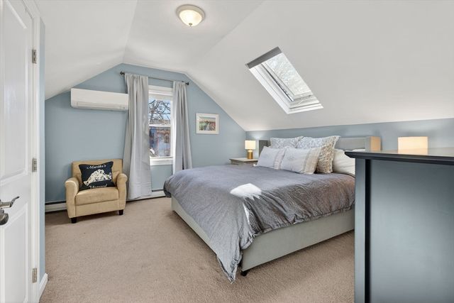 20 Pinehurst Ave, Methuen, MA 01844