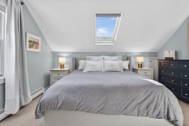 20 Pinehurst Ave, Methuen, MA 01844