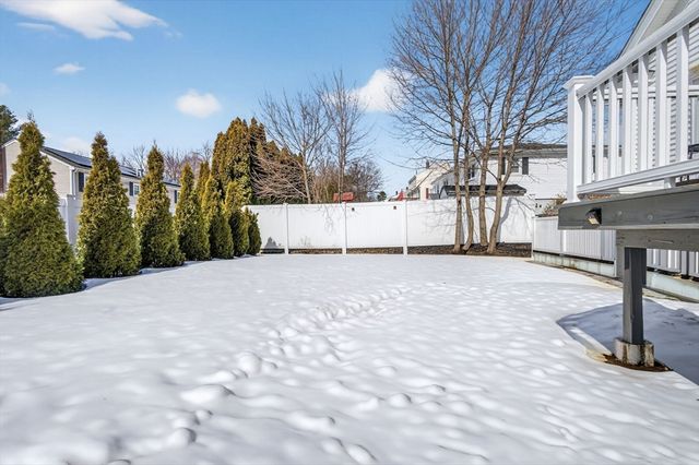 20 Pinehurst Ave, Methuen, MA 01844