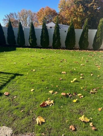 20 Pinehurst Ave, Methuen, MA 01844