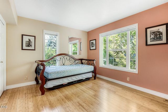 3308 NE Stonebrook Loop, Bend, OR 97701