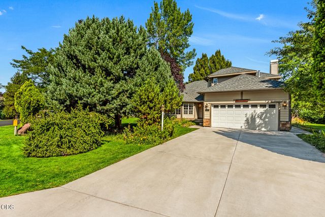 3308 NE Stonebrook Loop, Bend, OR 97701