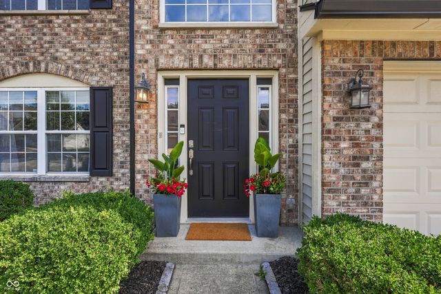 8017 Branch Creek Drive, Indianapolis, IN 46268