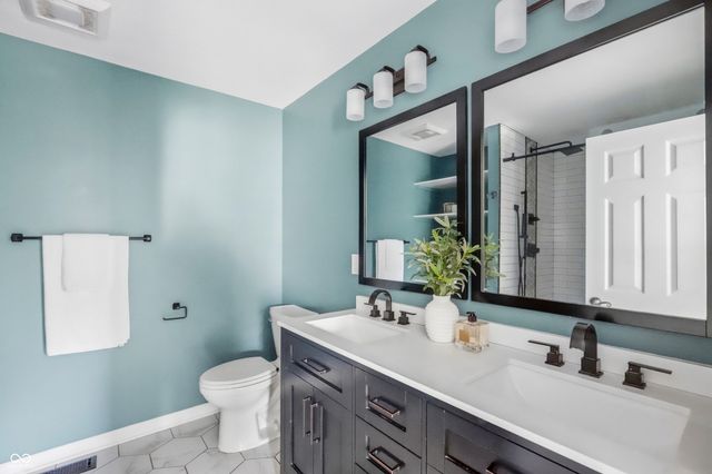 8017 Branch Creek Drive, Indianapolis, IN 46268