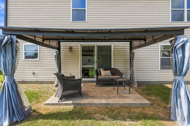 8017 Branch Creek Drive, Indianapolis, IN 46268