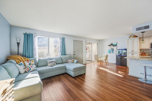 834 E JOAN D ARC Avenue, Phoenix, AZ 85022