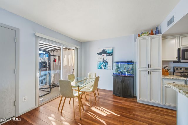 834 E JOAN D ARC Avenue, Phoenix, AZ 85022