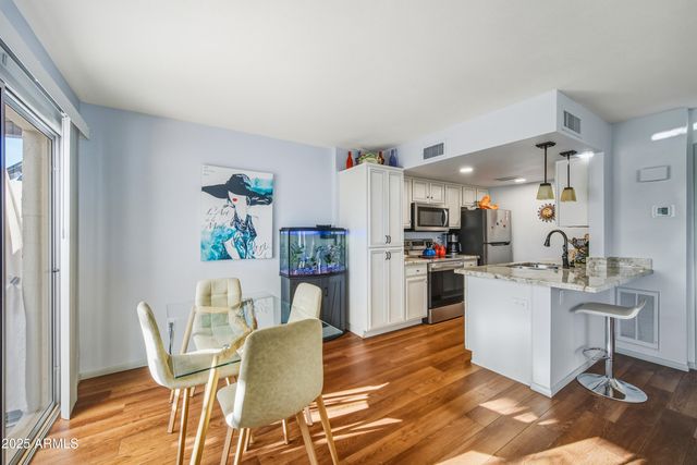 834 E JOAN D ARC Avenue, Phoenix, AZ 85022