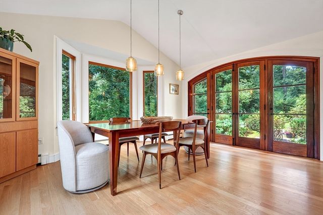 41 Taylor Rd, Acton, MA 01720
