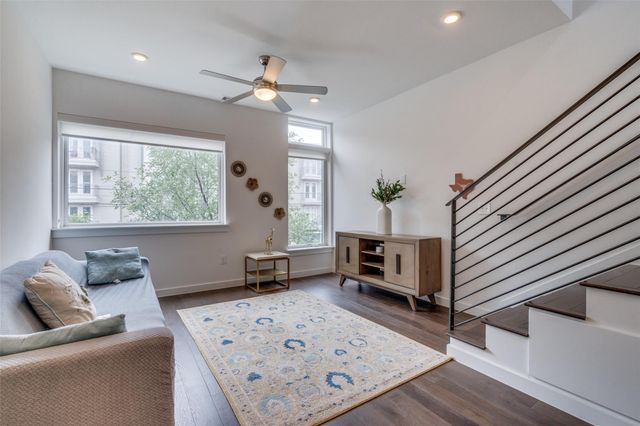 2002 E 7th ST 217, Austin, TX 78702