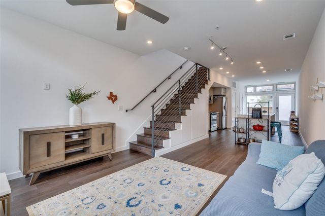 2002 E 7th ST 217, Austin, TX 78702