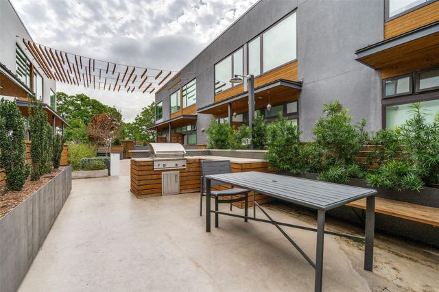 2002 E 7th ST 217, Austin, TX 78702