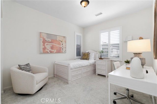 275 Rodeo 8, Irvine, CA 92602