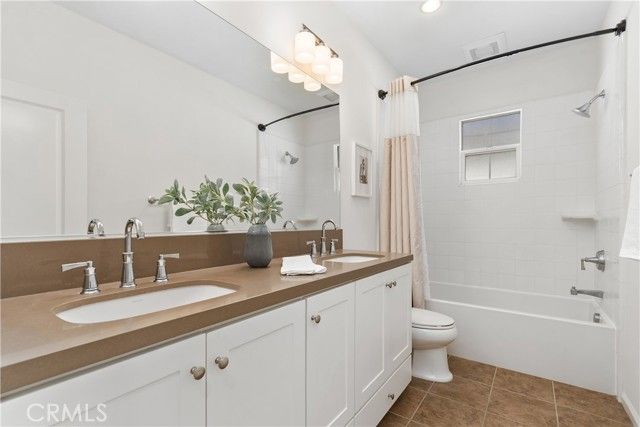 275 Rodeo 8, Irvine, CA 92602