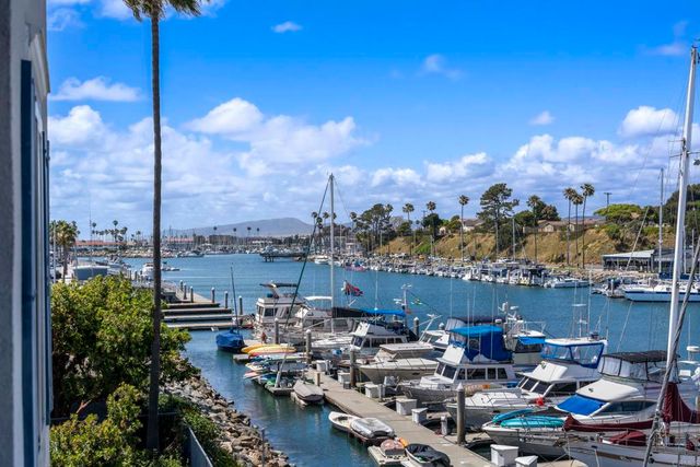 1202 N Pacific Street 301B, Oceanside, CA 92054