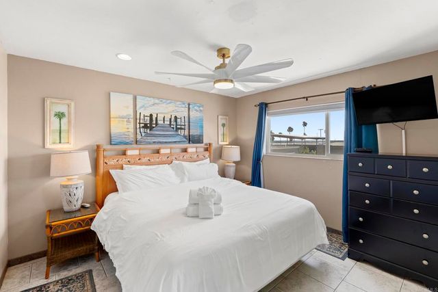 1202 N Pacific Street 301B, Oceanside, CA 92054