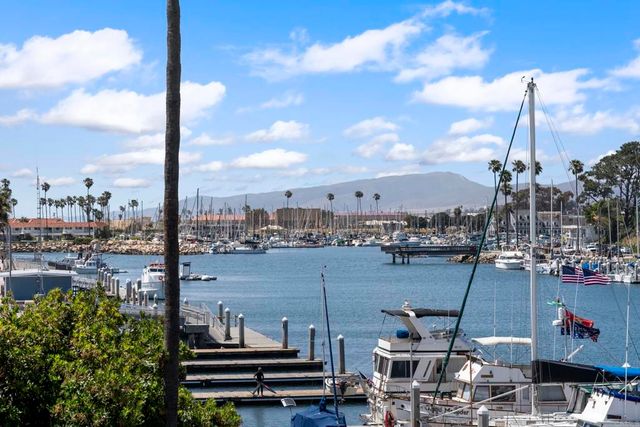 1202 N Pacific Street 301B, Oceanside, CA 92054