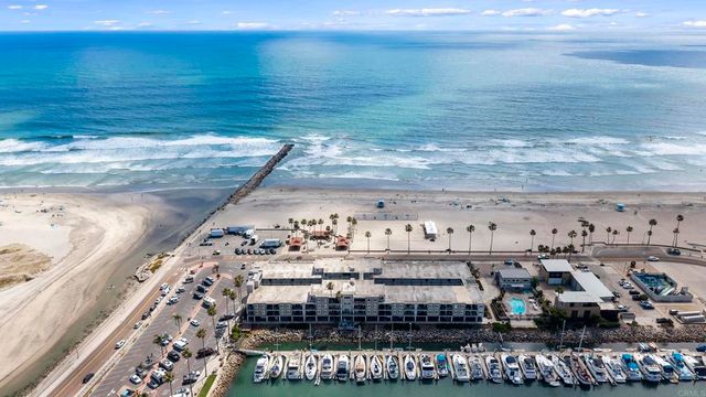 1202 N Pacific Street 301B, Oceanside, CA 92054