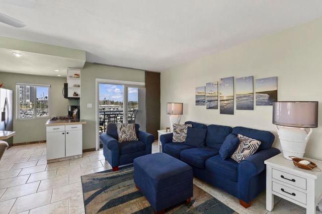 1202 N Pacific Street 301B, Oceanside, CA 92054