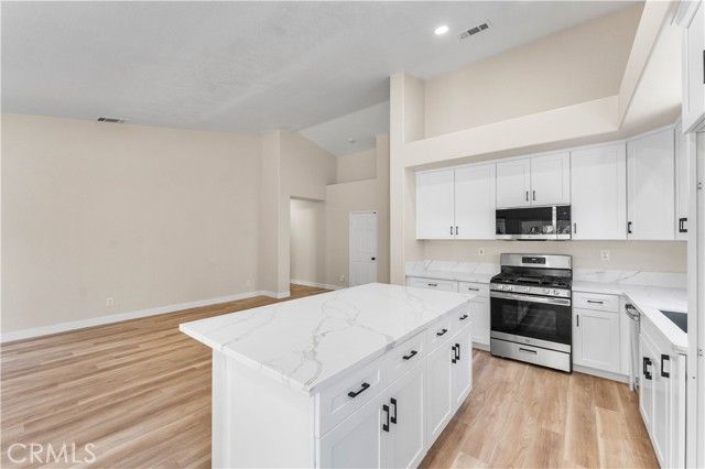 3401 Fairgreen, Palmdale, CA 93551