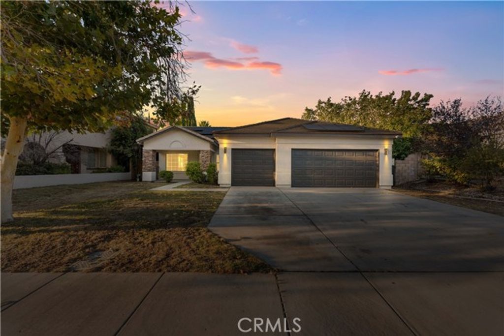 3401 Fairgreen, Palmdale, CA 93551