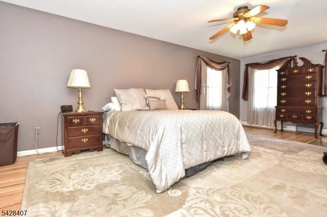 29 Cheryl Hills Dr, Hawthorne Boro, NJ 07506
