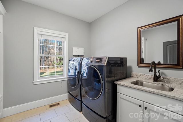 250 Barber Loop, Mooresville, NC 28117