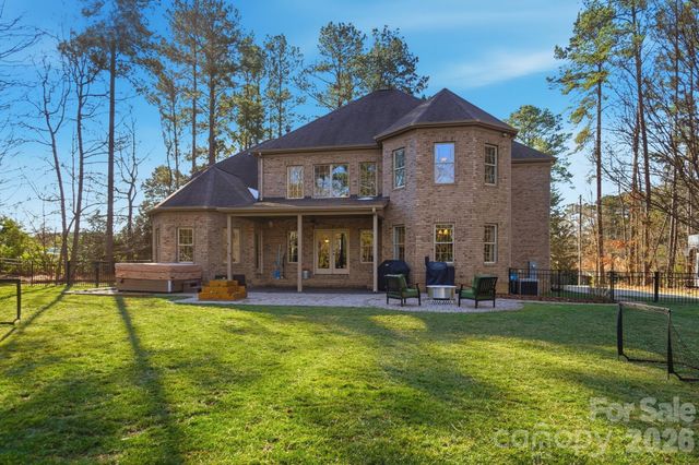 250 Barber Loop, Mooresville, NC 28117