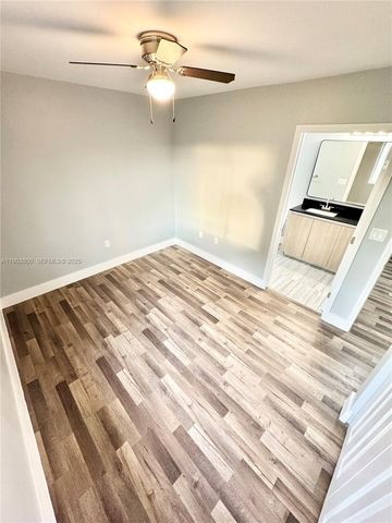 926 NW 932 2nd Street, Fort Lauderdale, FL 33311
