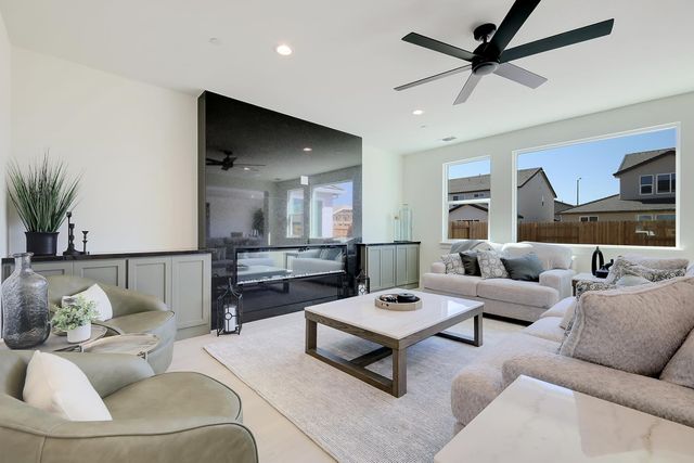 3314 John Freemont, Yuba City, CA 95993
