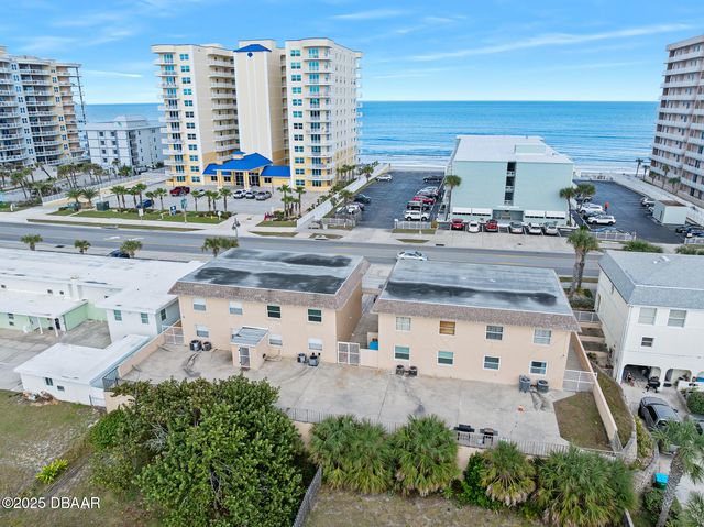 3724 S Atlantic Ave Unit 1, Daytona Beach, FL 32118