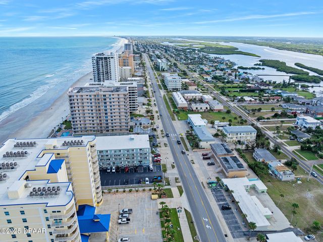 3724 S Atlantic Ave Unit 1, Daytona Beach, FL 32118