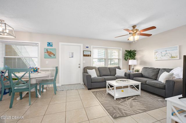 3724 S Atlantic Ave Unit 1, Daytona Beach, FL 32118