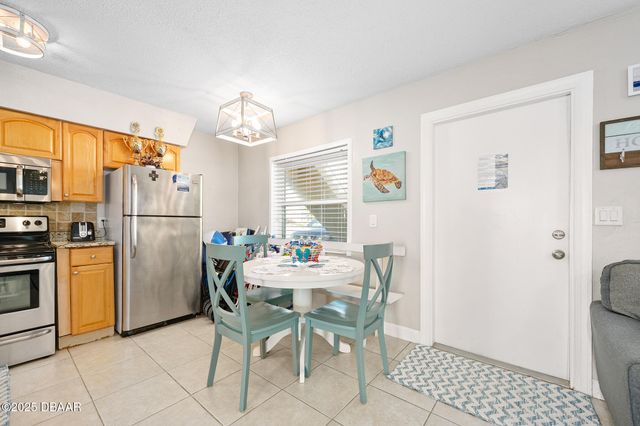 3724 S Atlantic Ave Unit 1, Daytona Beach, FL 32118