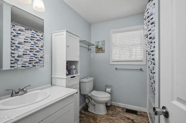 153 Pinnacle Drive, Elizabethton, TN 37643