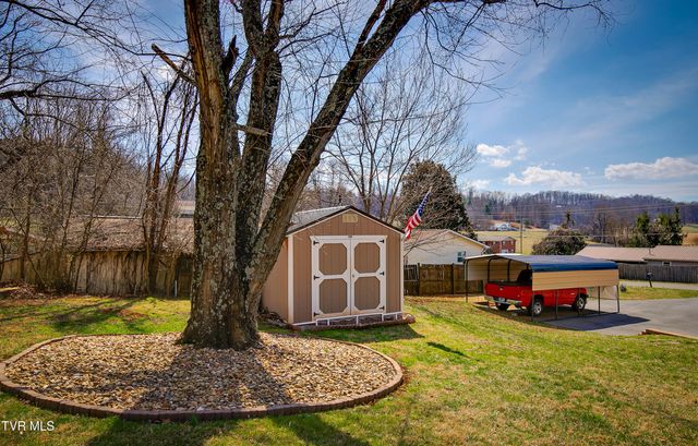 153 Pinnacle Drive, Elizabethton, TN 37643