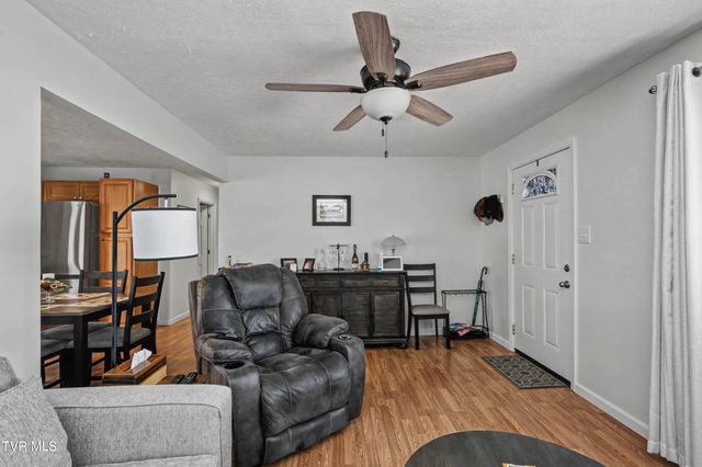 153 Pinnacle Drive, Elizabethton, TN 37643