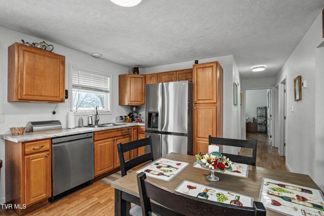 153 Pinnacle Drive, Elizabethton, TN 37643