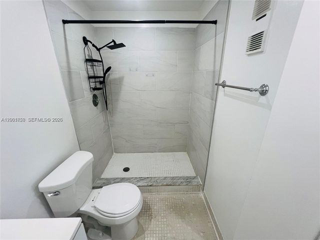 9743 W Mcnab Road 209, Tamarac, FL 33321