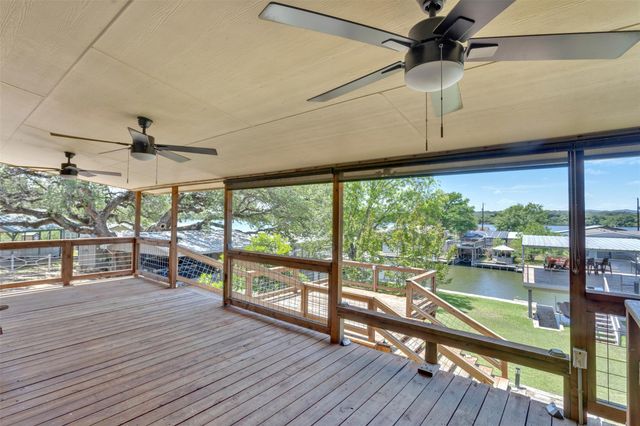 702 Liveoak RD, Kingsland, TX 78639