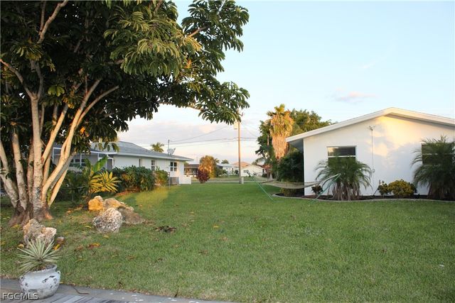 5354 Coral AVE, Cape Coral, FL 33904